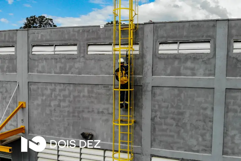 Mudanças nas regras de escadas: Novo Anexo III - NR-35